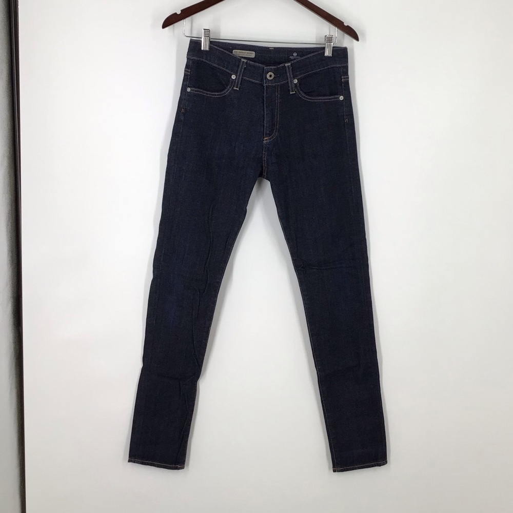 AG women’s The Farrah skinny high rise skinny jeans. Size 28R.